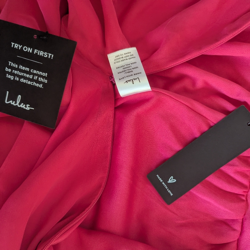 LuLus Romper * Never Worn * Out of stock - Picture 4 of 6
